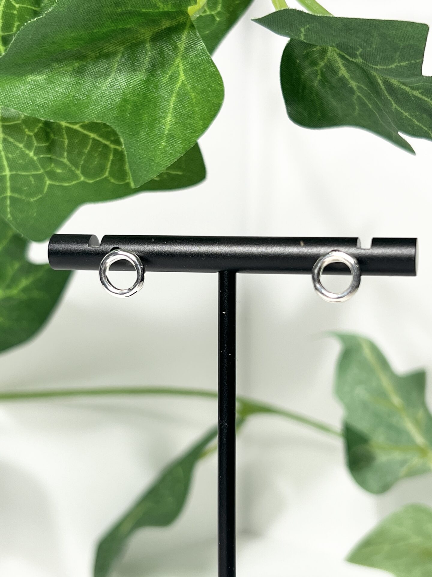 スモールサークルピアス - 画像 (2)