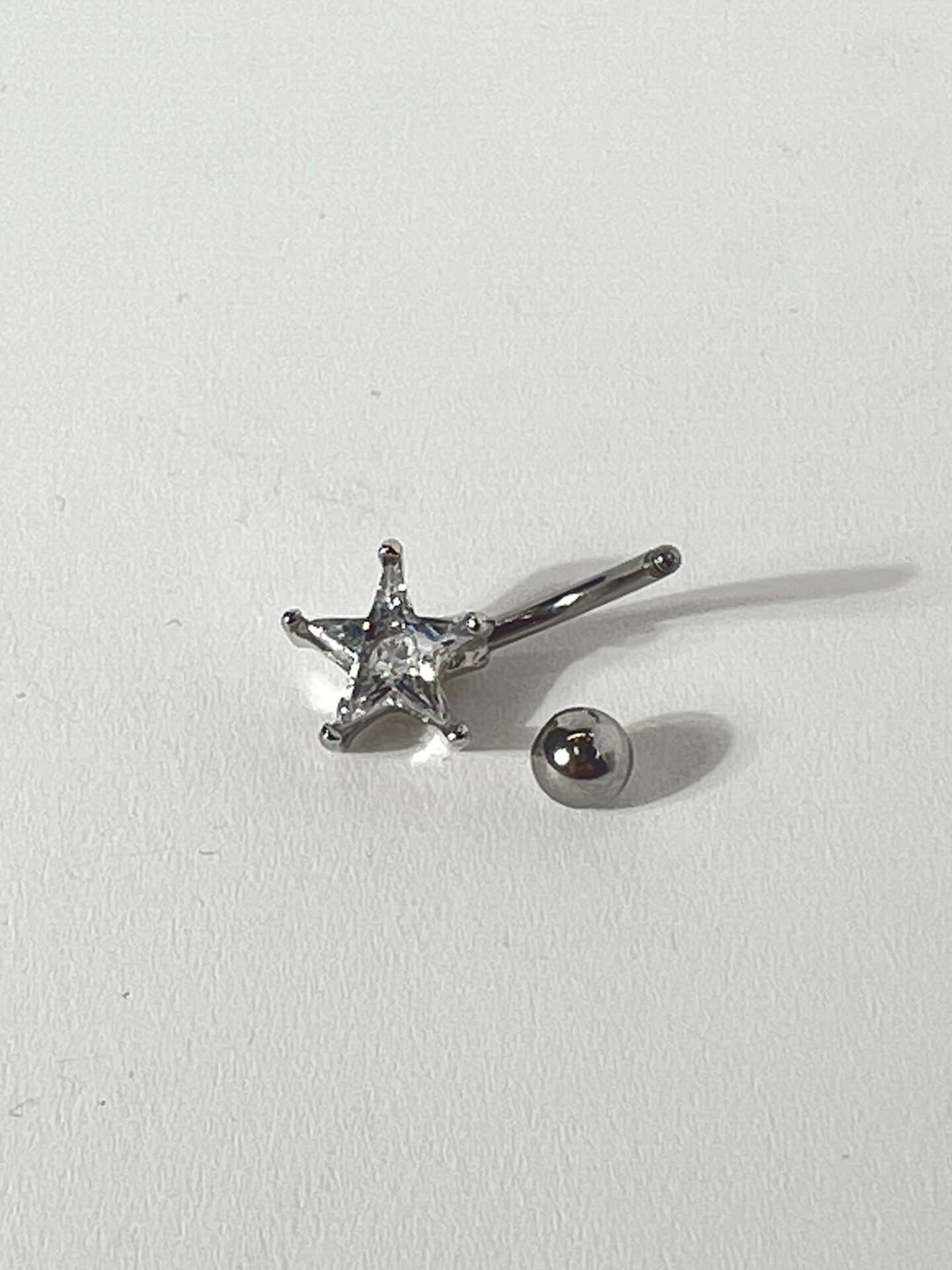 14G モチーフストーンバナナバーベルボディピアス・へそピアス (スター) - 画像 (3)