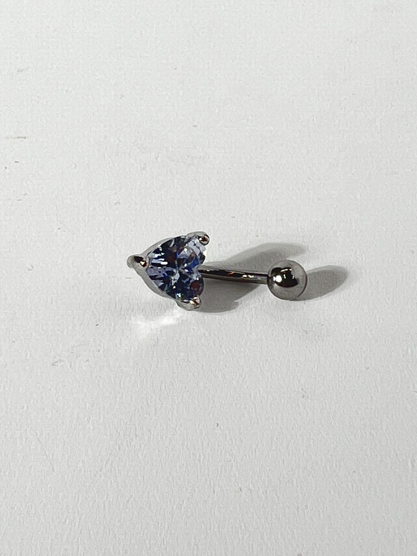 14G モチーフストーンバナナバーベルボディピアス・へそピアス (ハート) - 画像 (2)